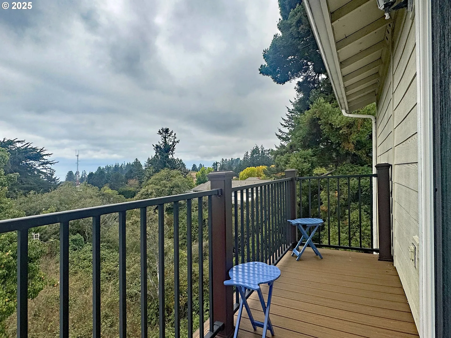 Deck-Upper
