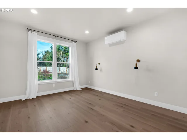 Bedroom, Primary #2