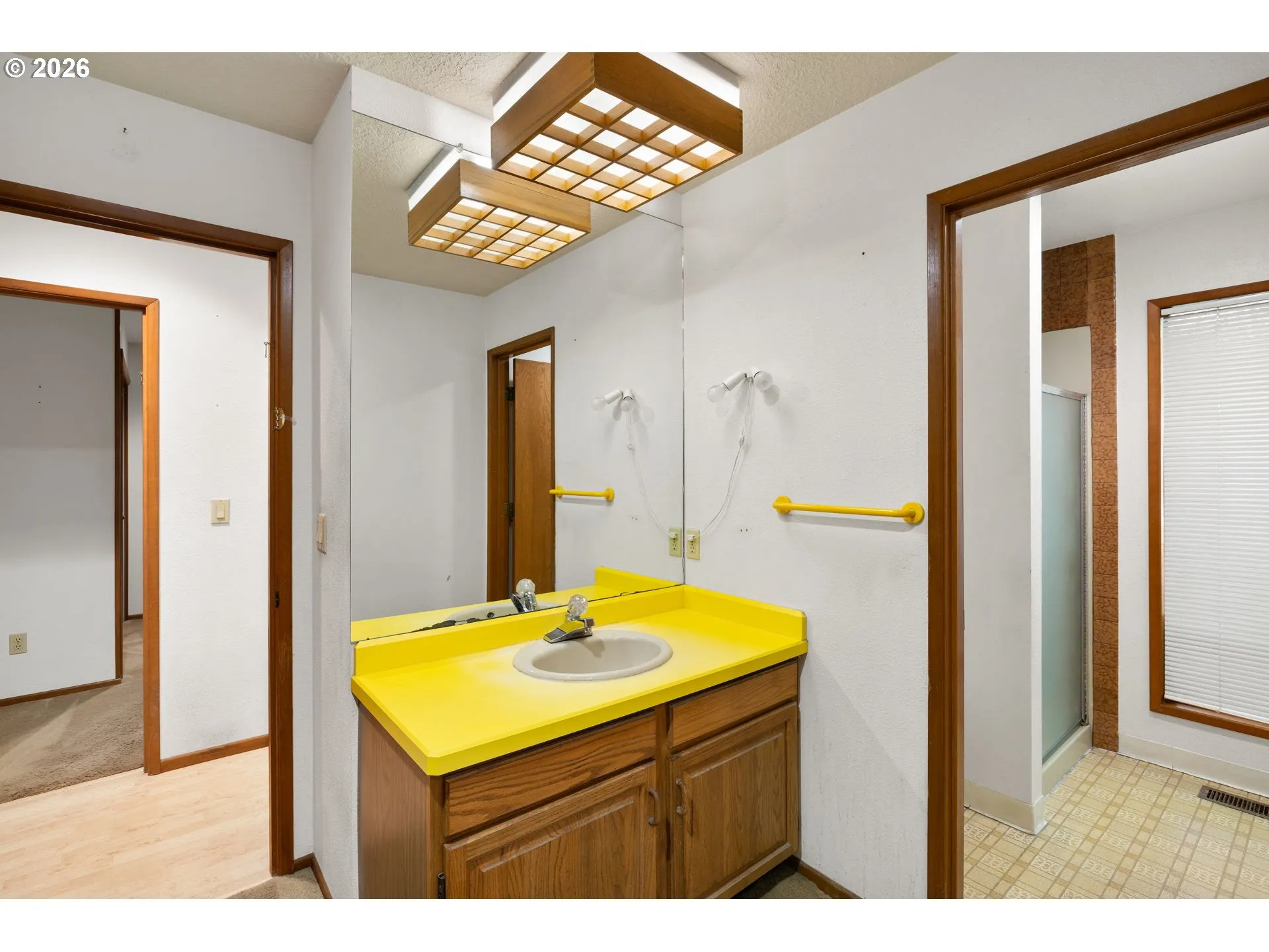 Bathroom, Attached-Main