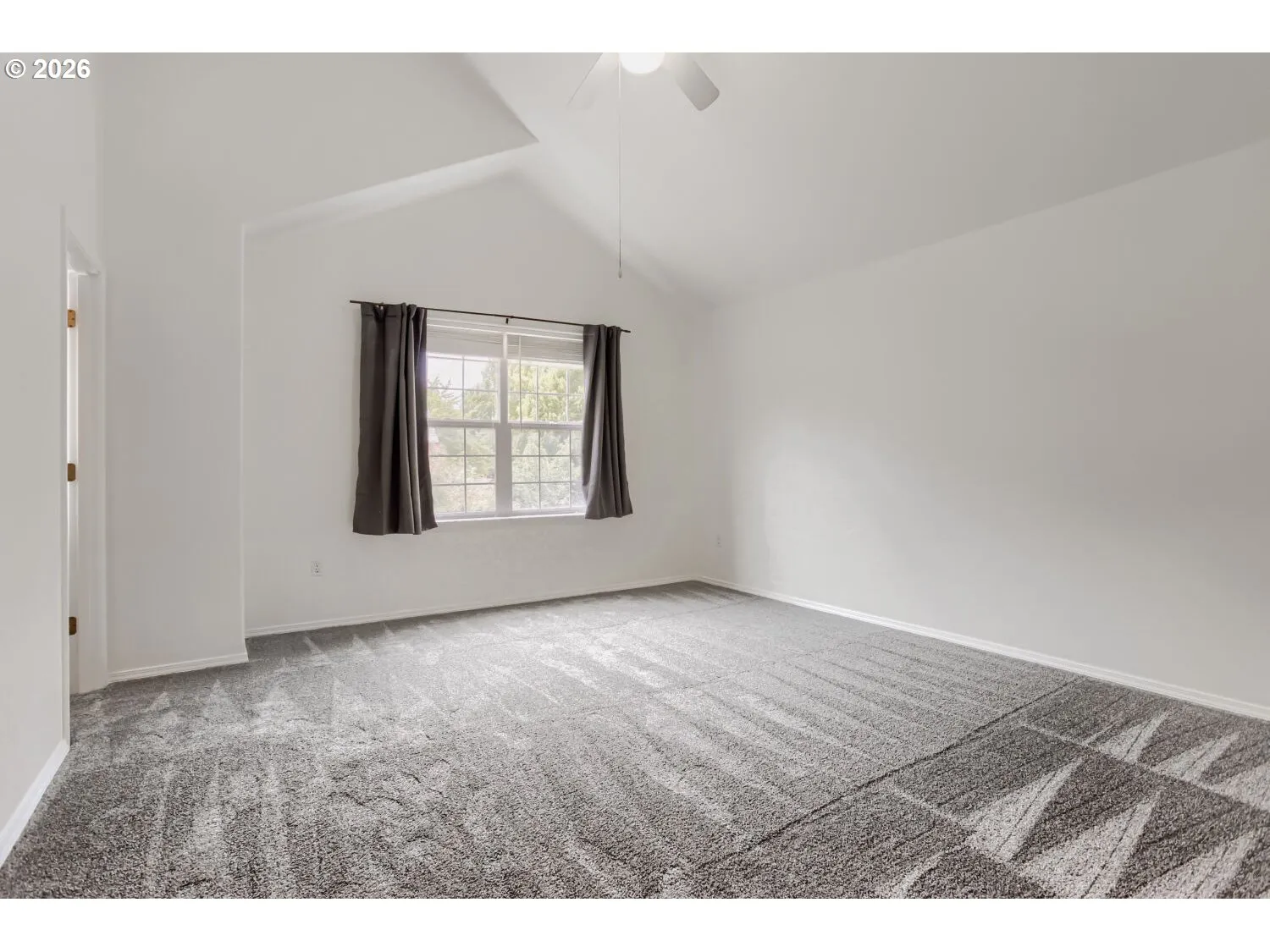 Bedroom, Primary-Upper