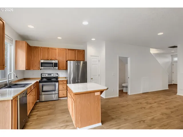 Kitchen-Island