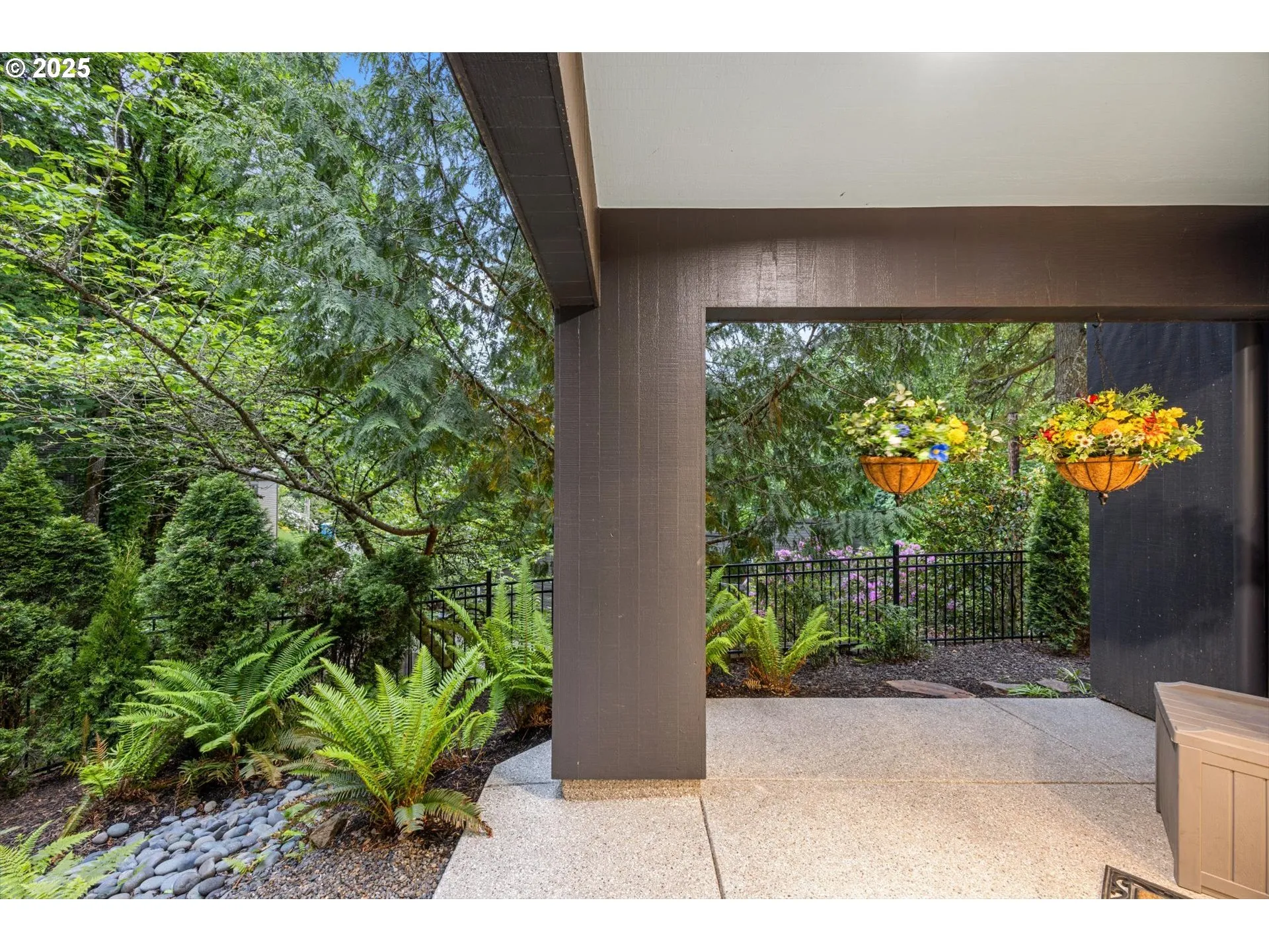Yard-Fenced