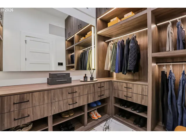 Primary Bedroom-Walk-In Closet
