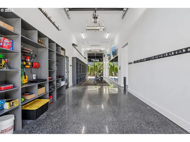 RV Garage