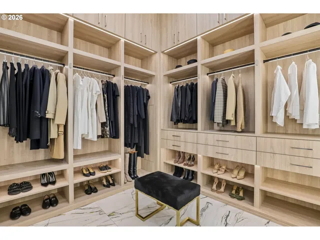 Primary Bedroom-Walk-In Closet