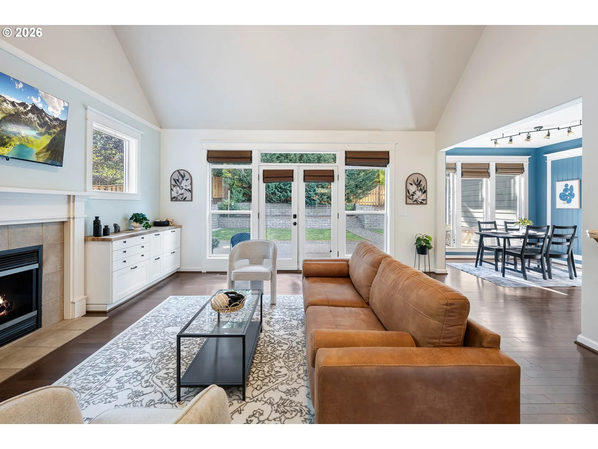 Living Room/Dining Room