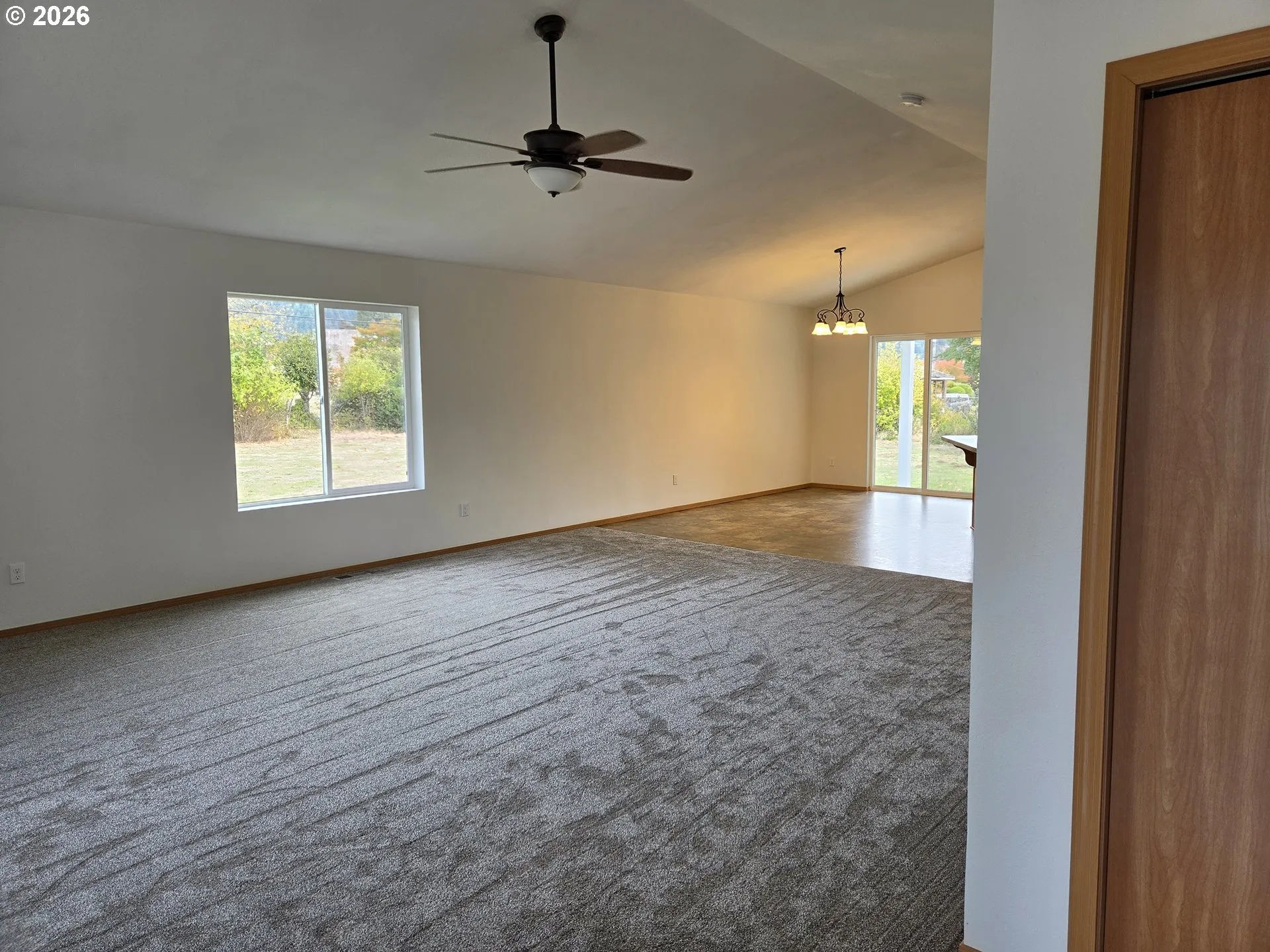 Living Room-Vaulted Ceilings