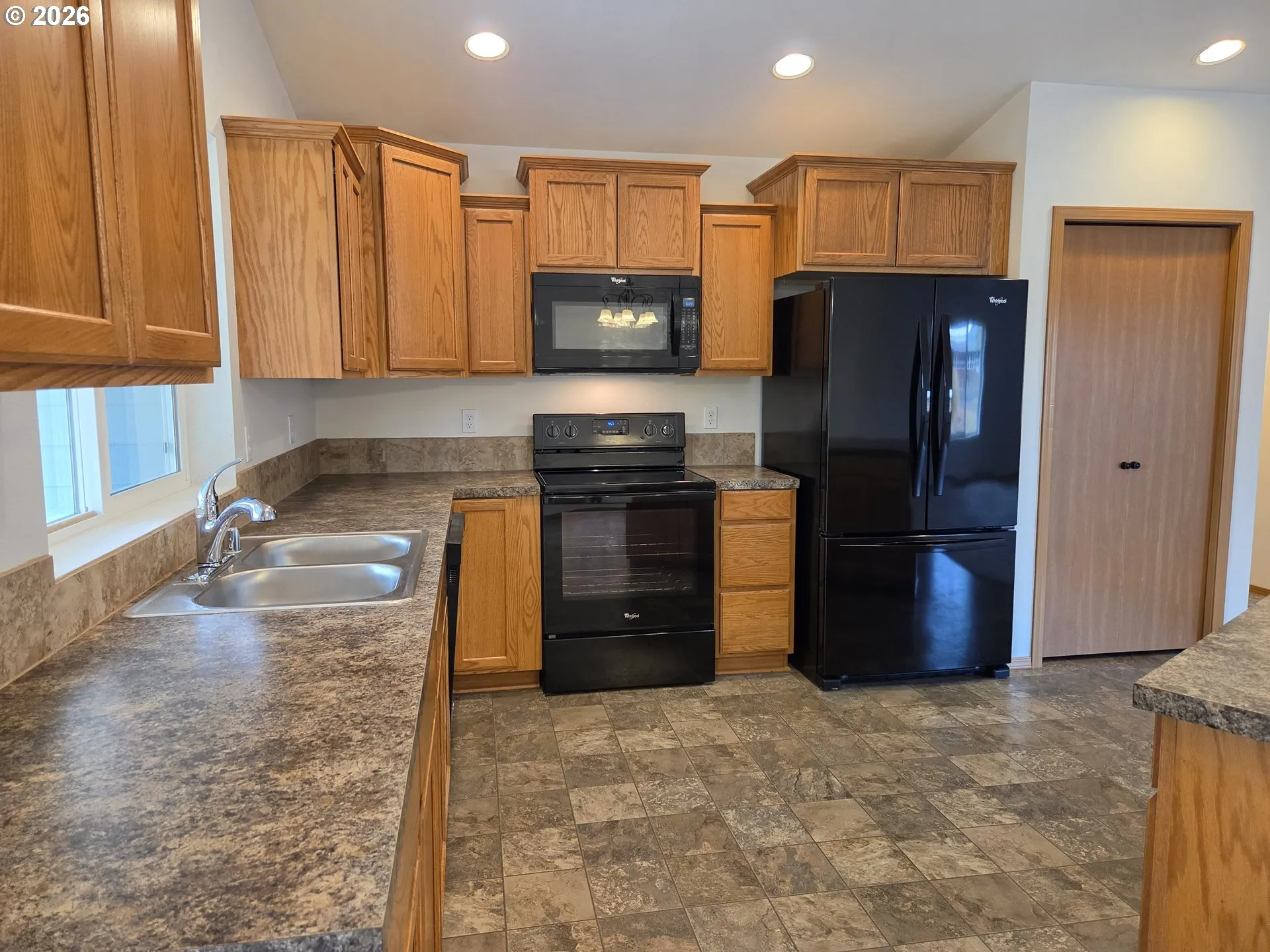 Kitchen-Oven