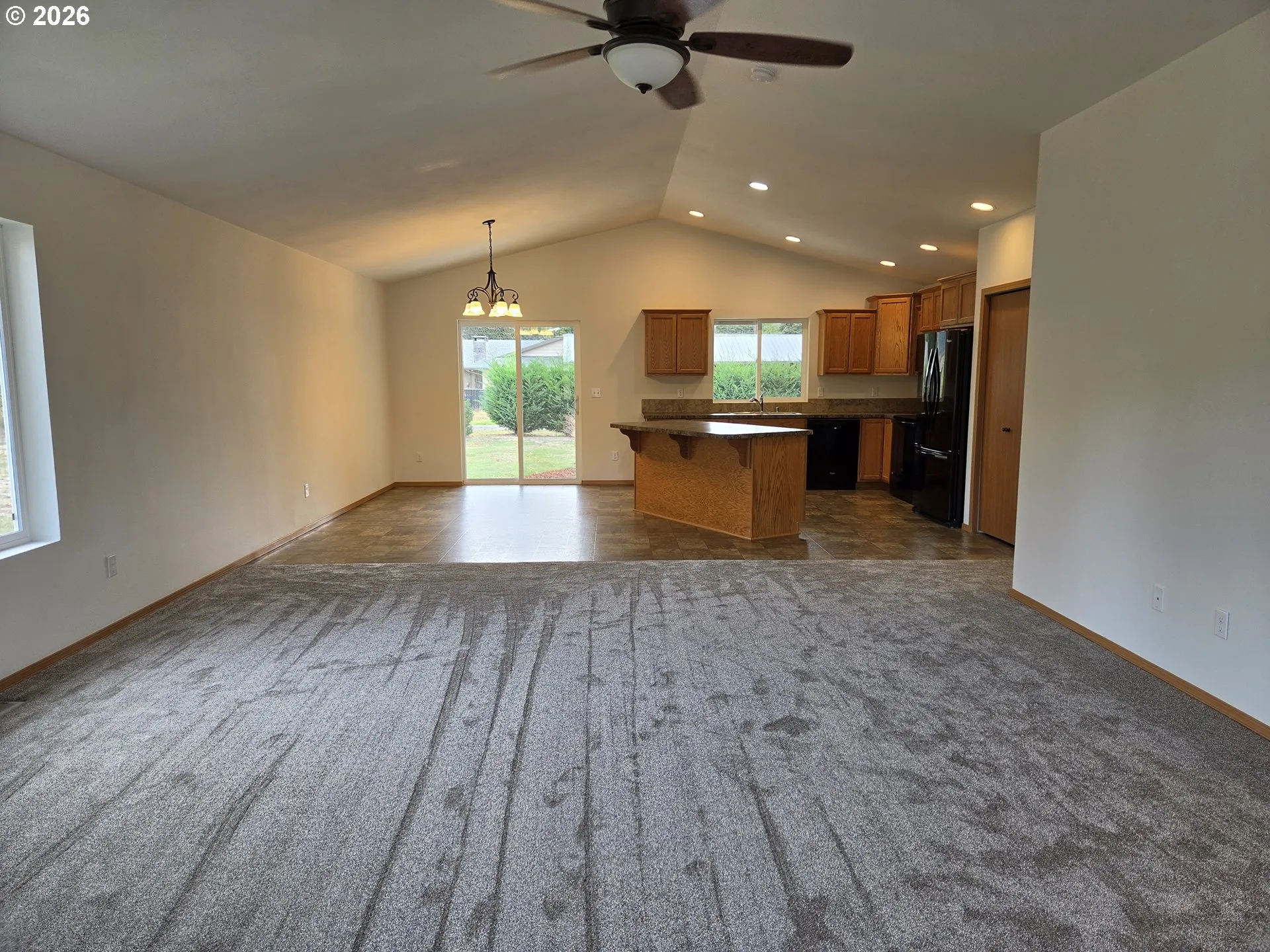 Kitchen/Living Room-Ceiling Fan