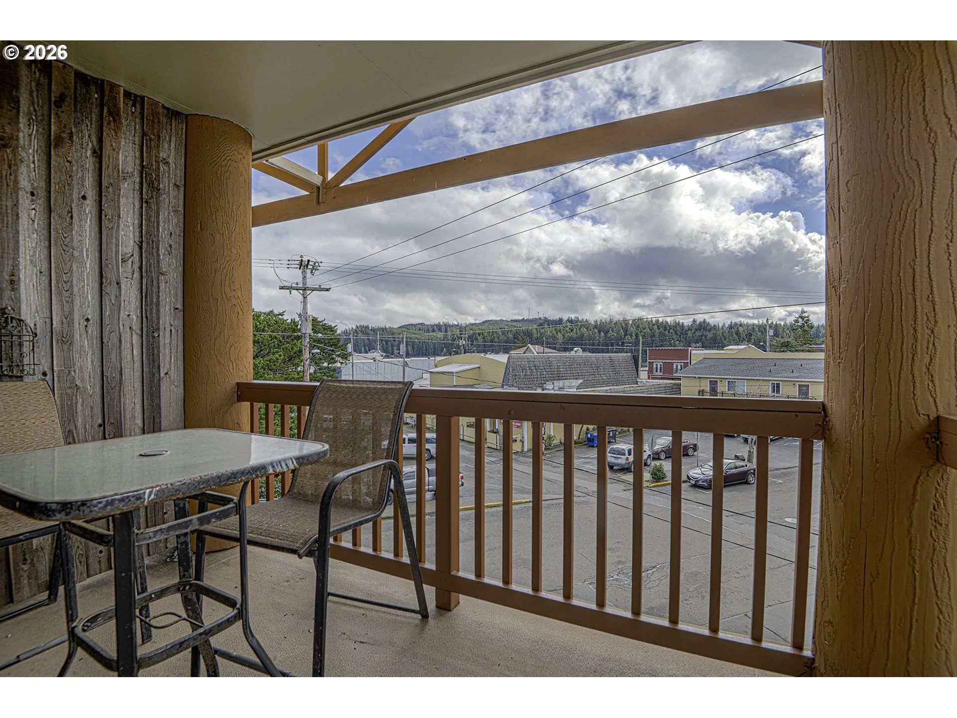 Balcony-Covered