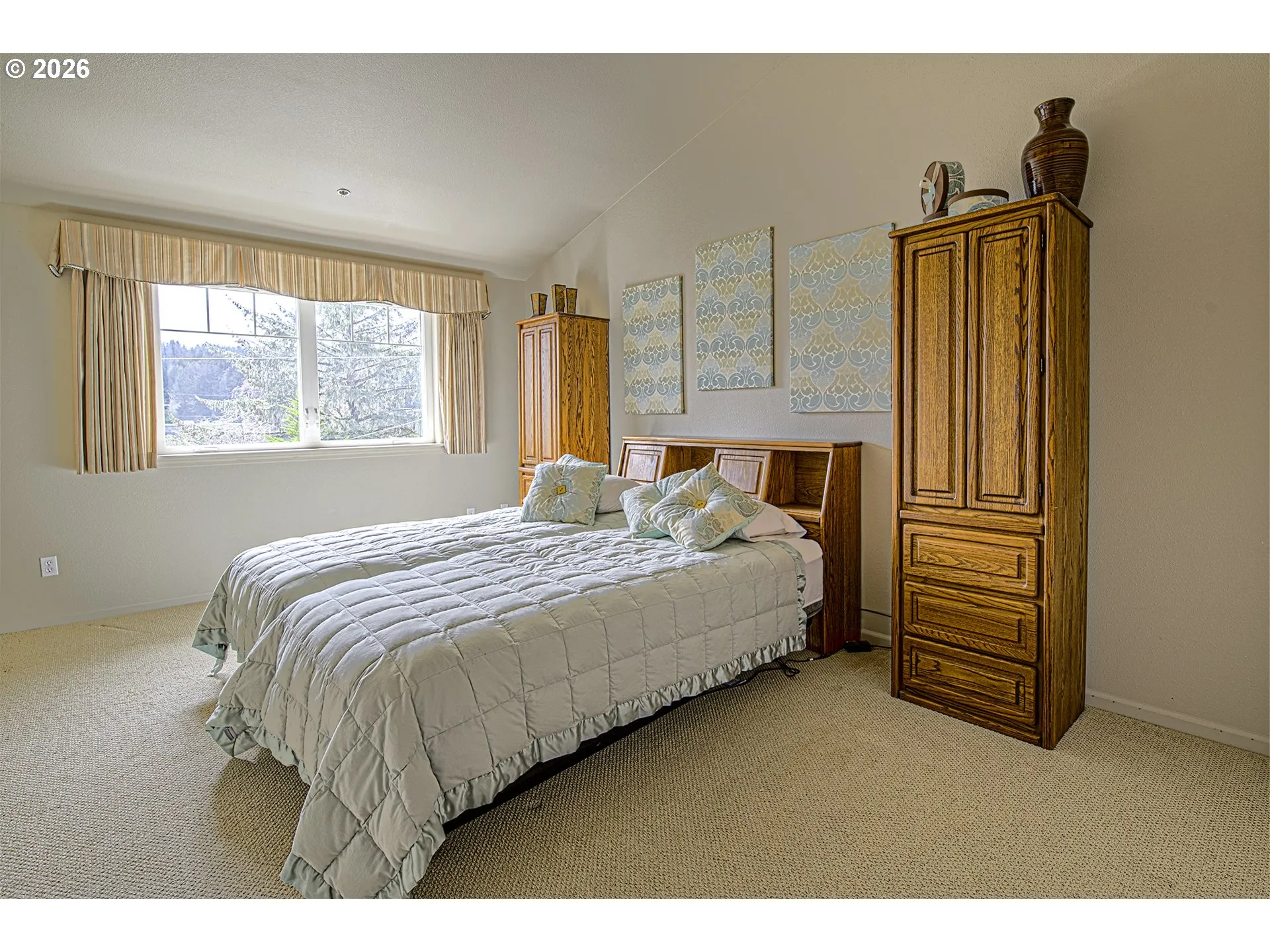 Primary Bedroom-Main