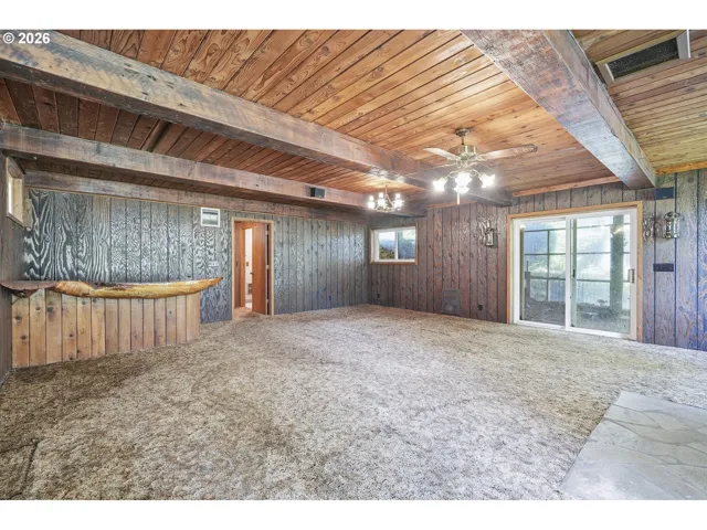 Family Room-Lower