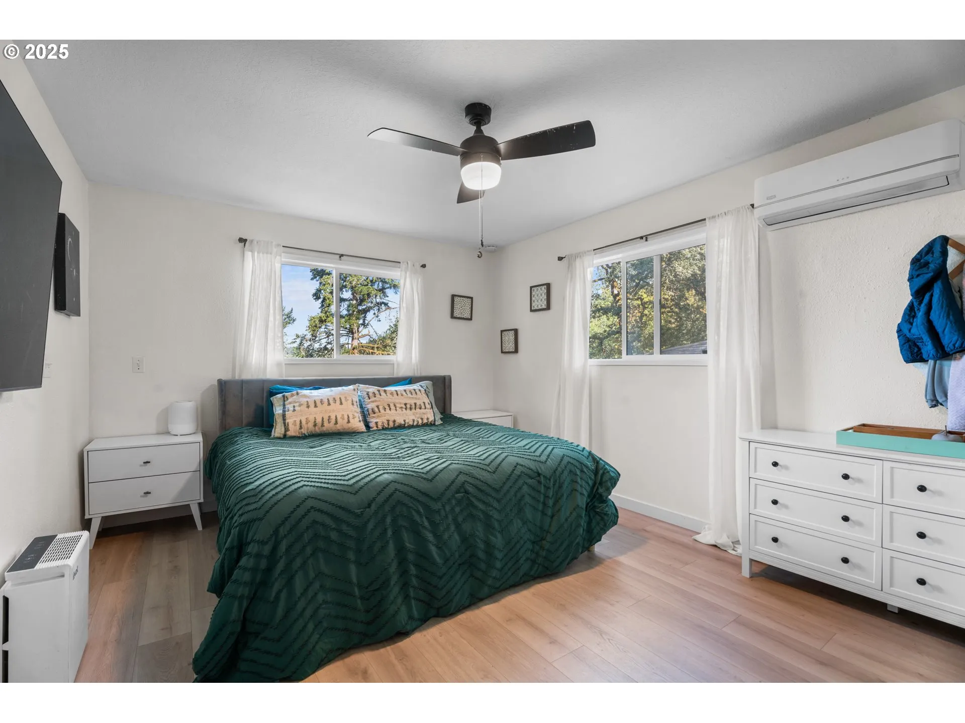 Primary Bedroom-Ceiling Fan