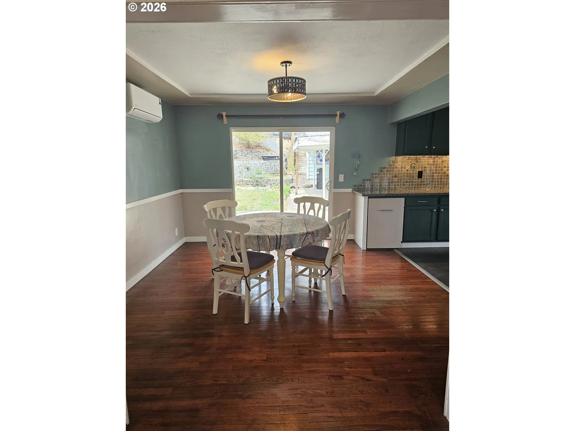 Dining Room-Coffered Ceilings