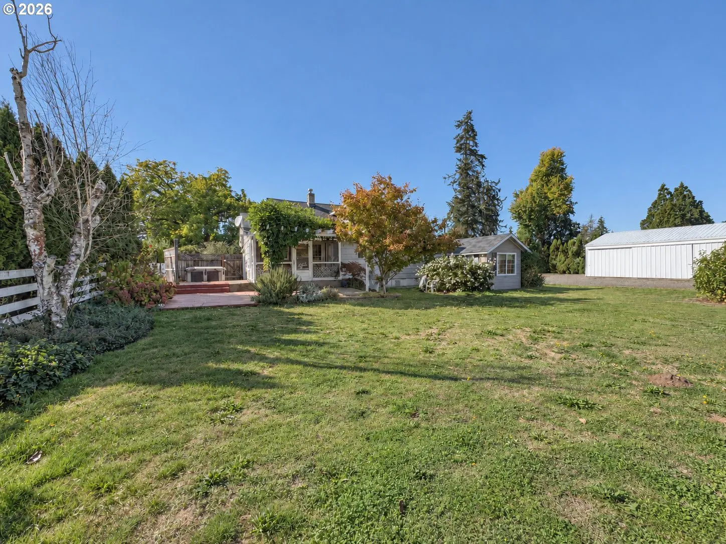 Yard-Back