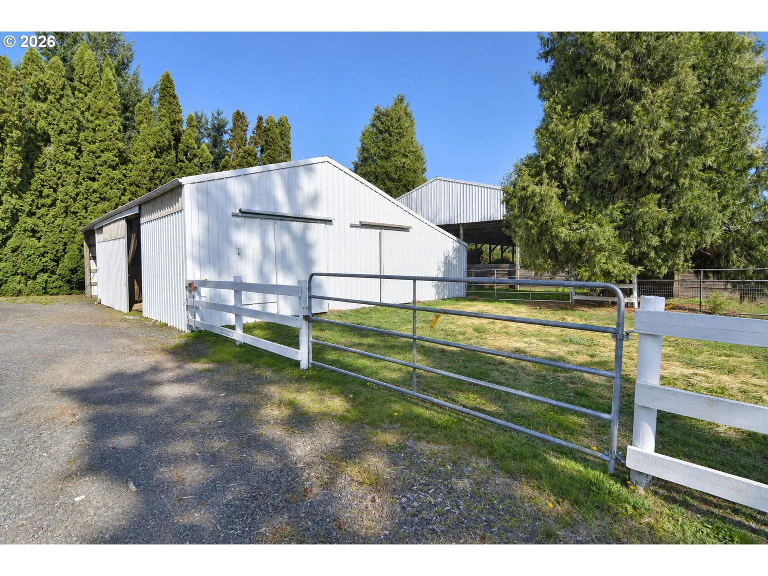 Barn