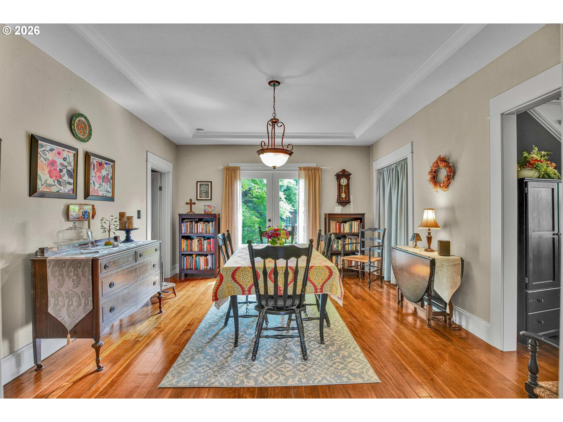 Dining Room-Coffered Ceilings