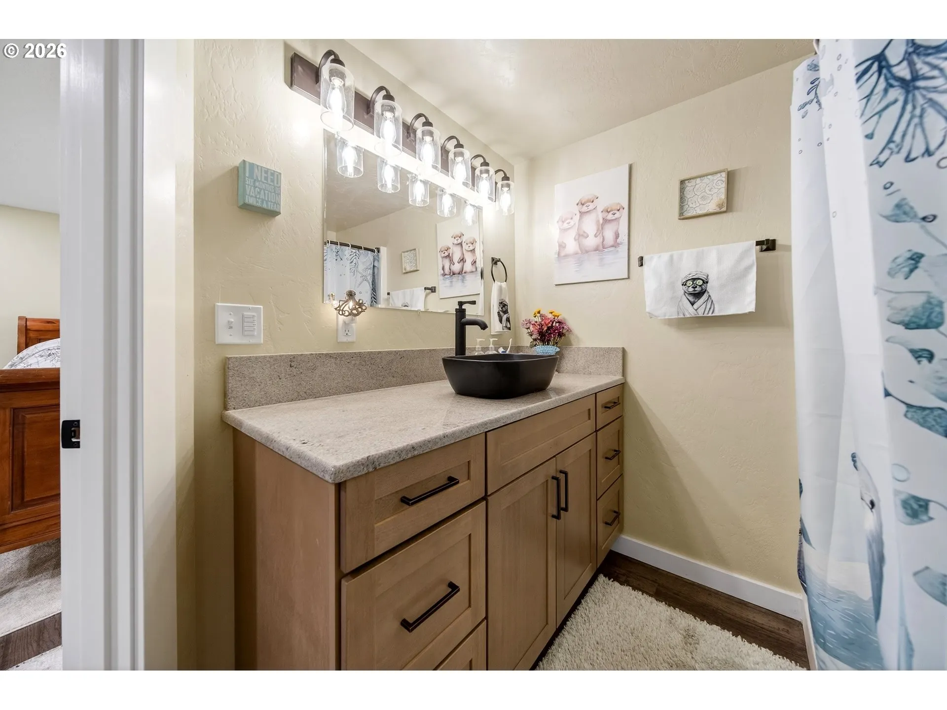 Bathroom, Attached
