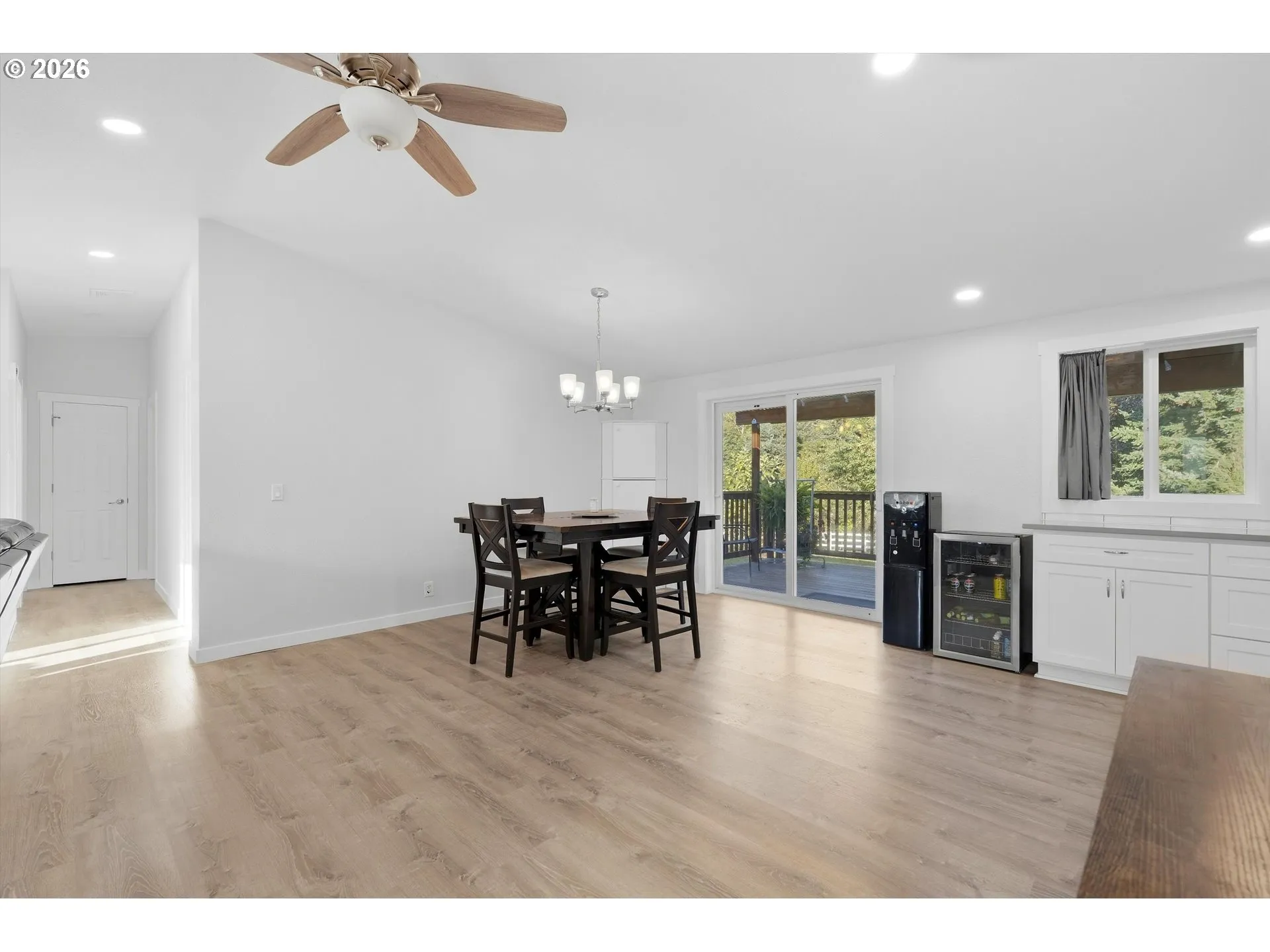 Dining Room-Vaulted Ceilings