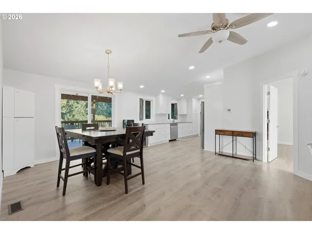 Dining Room-Vaulted Ceilings