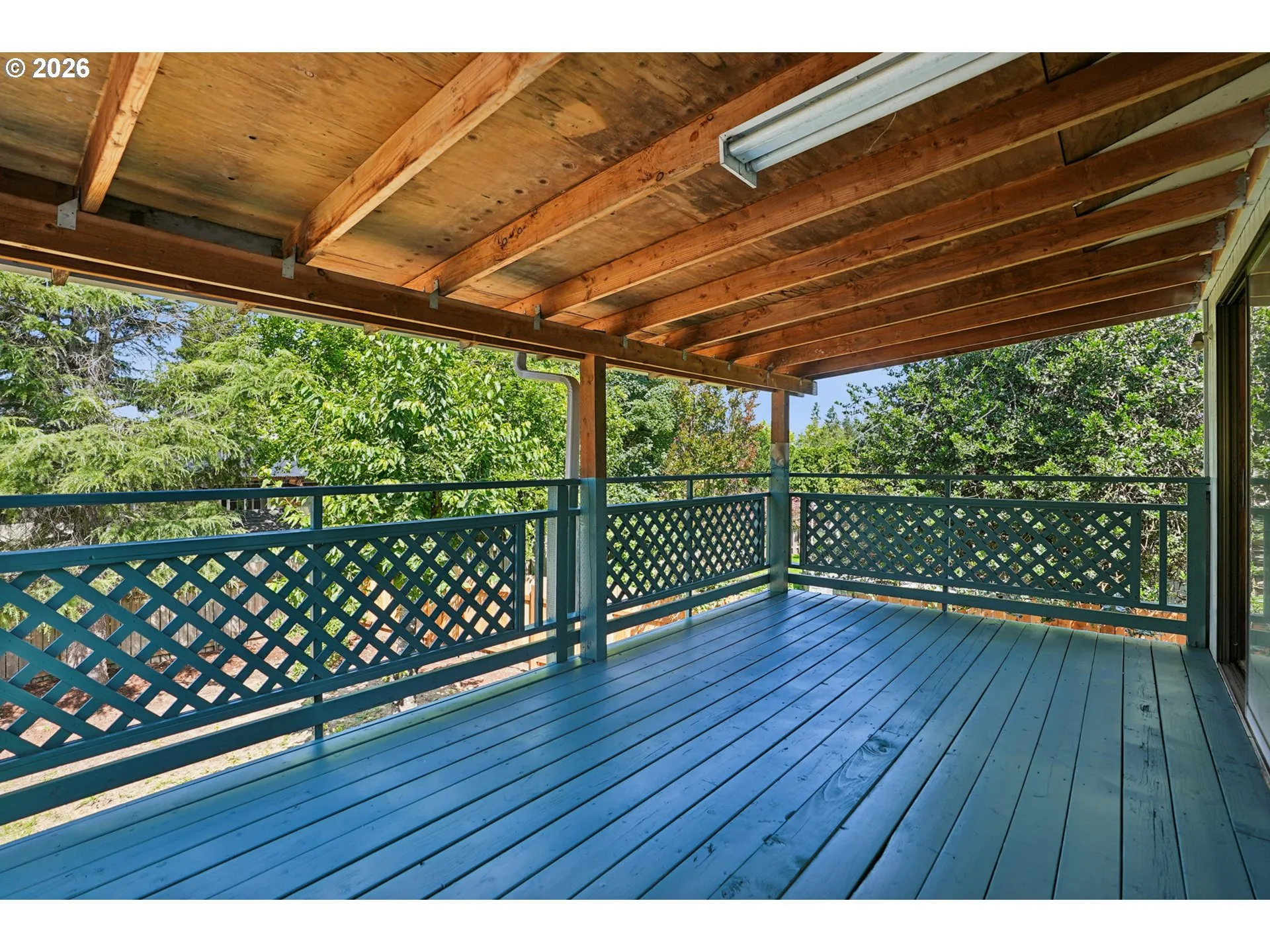 Deck-Upper