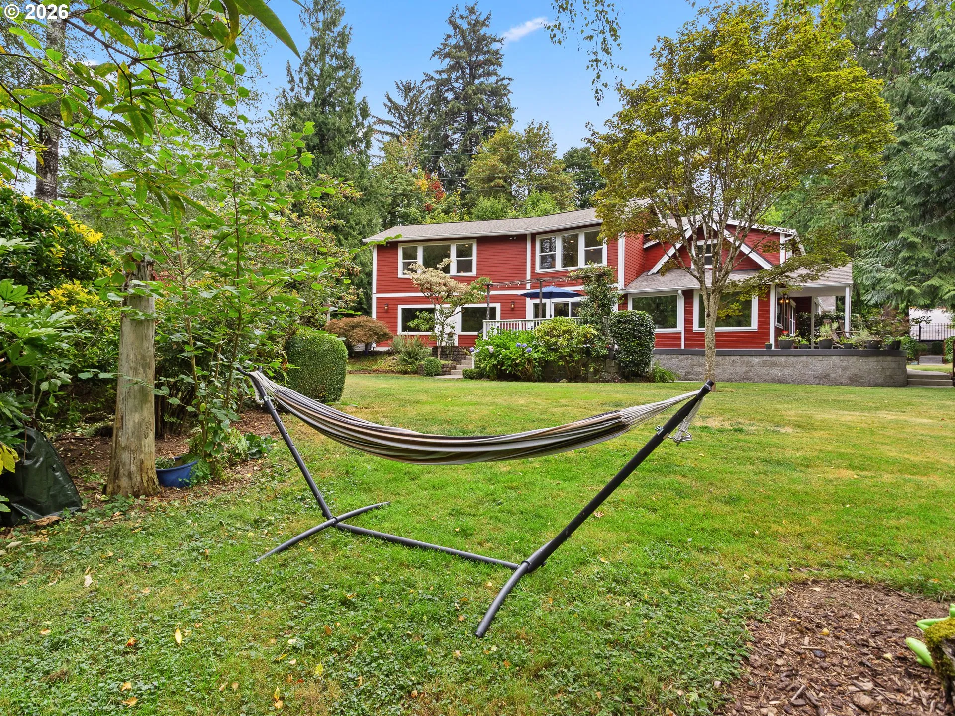 Yard-Back
