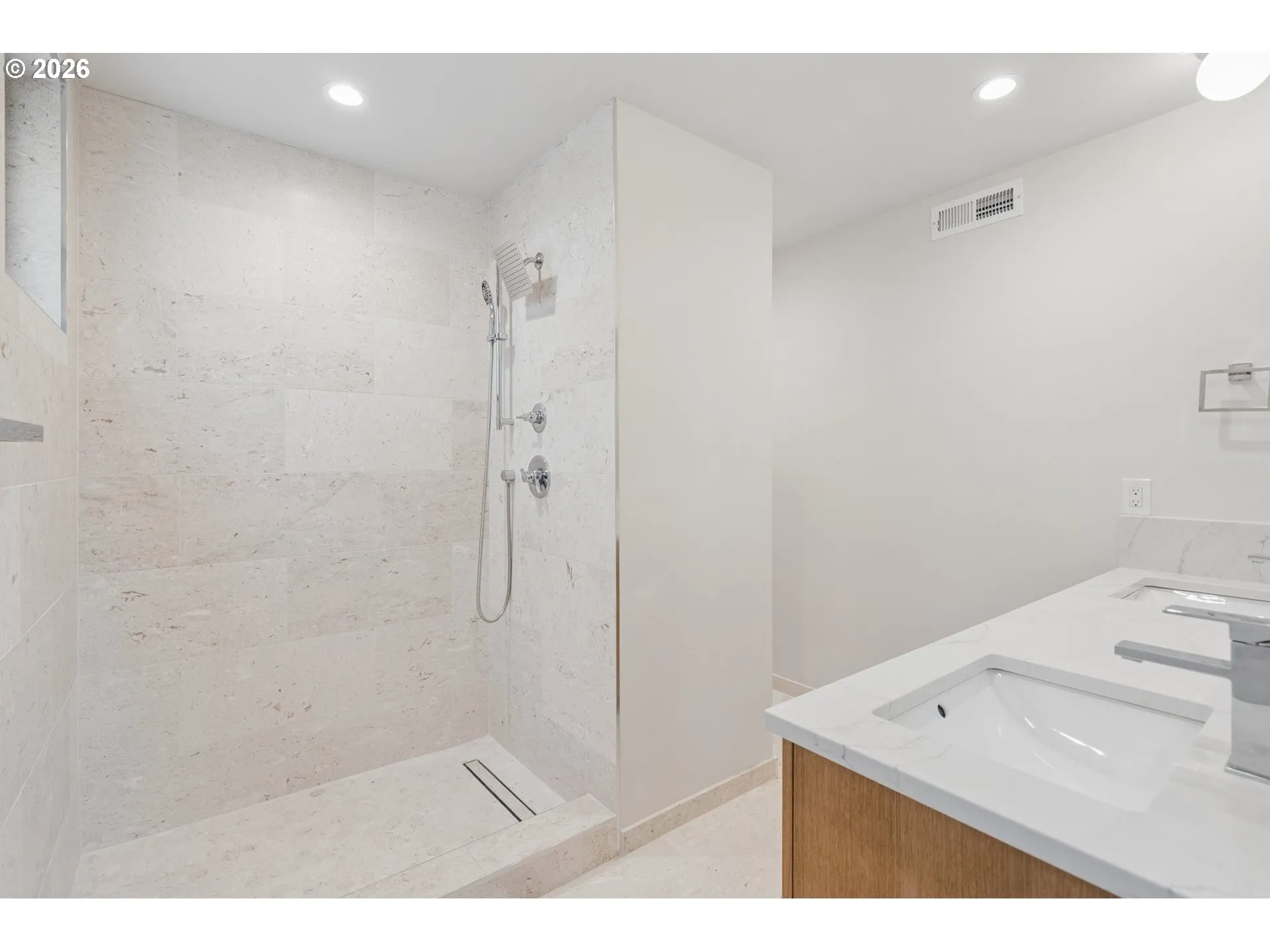 Bathroom, Attached