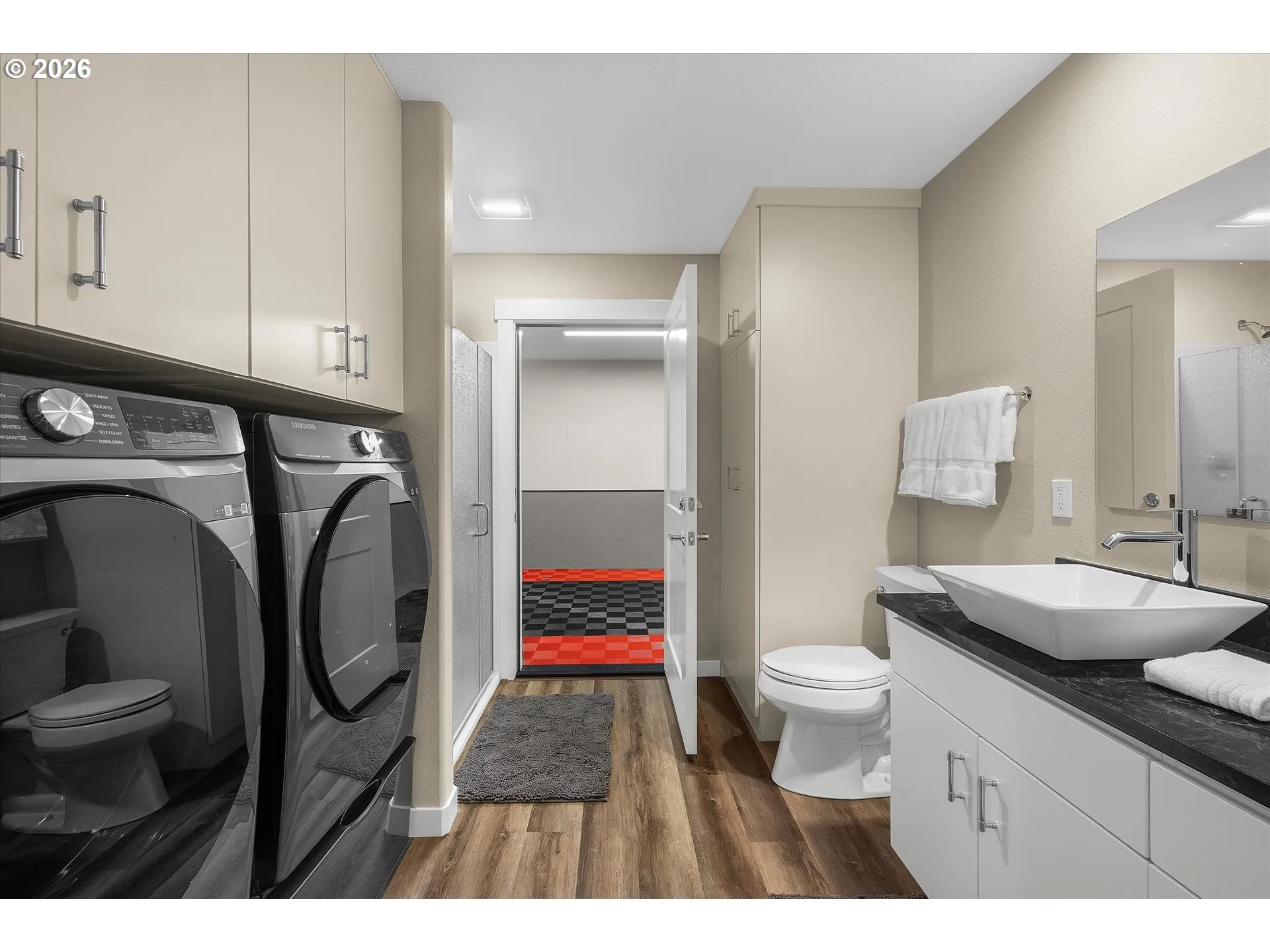Bathroom-Lower