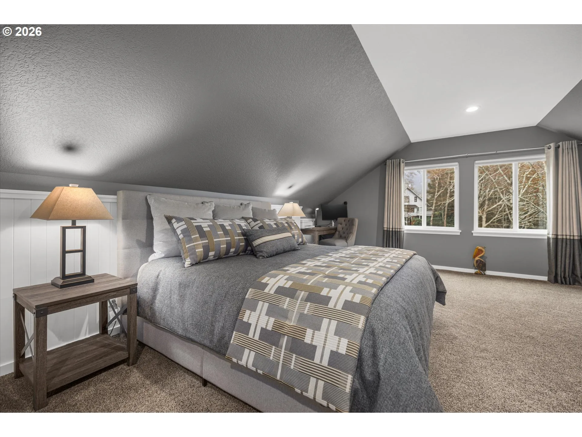Bedroom, Primary-Upper