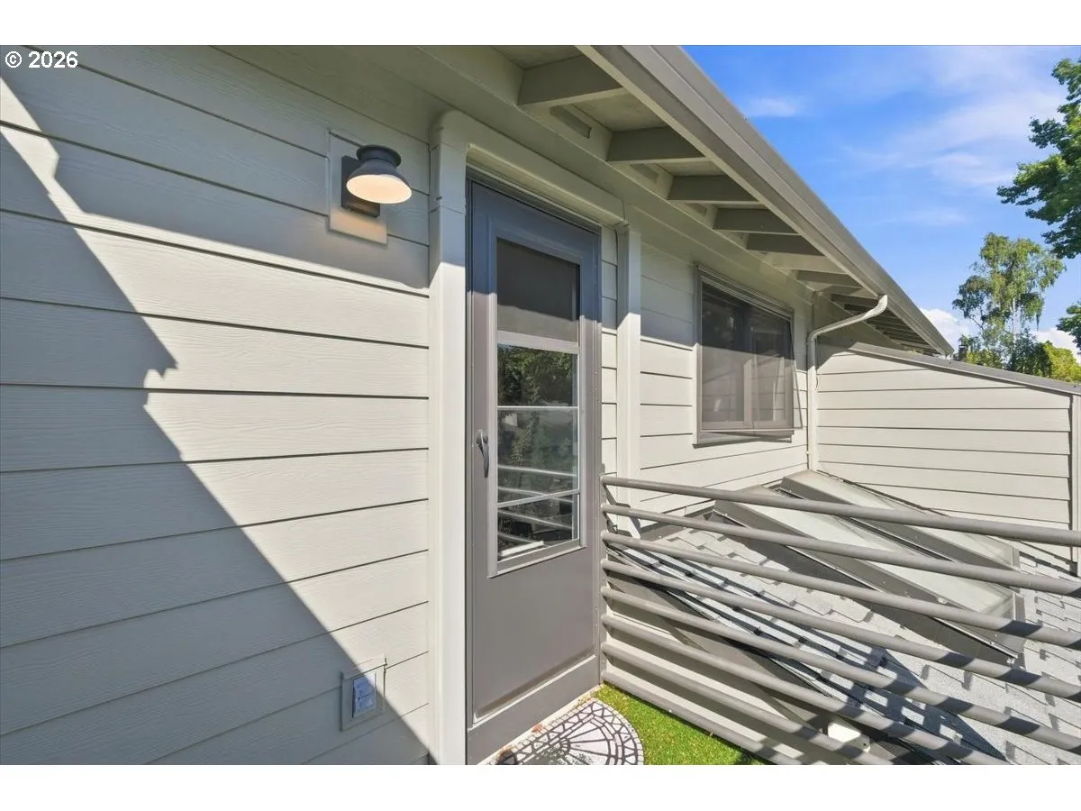 Deck-Upper