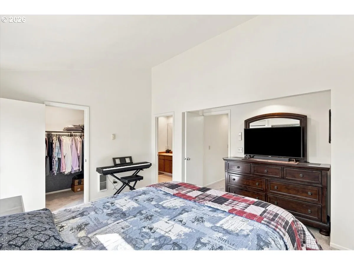 Owner's Suite Bedroom