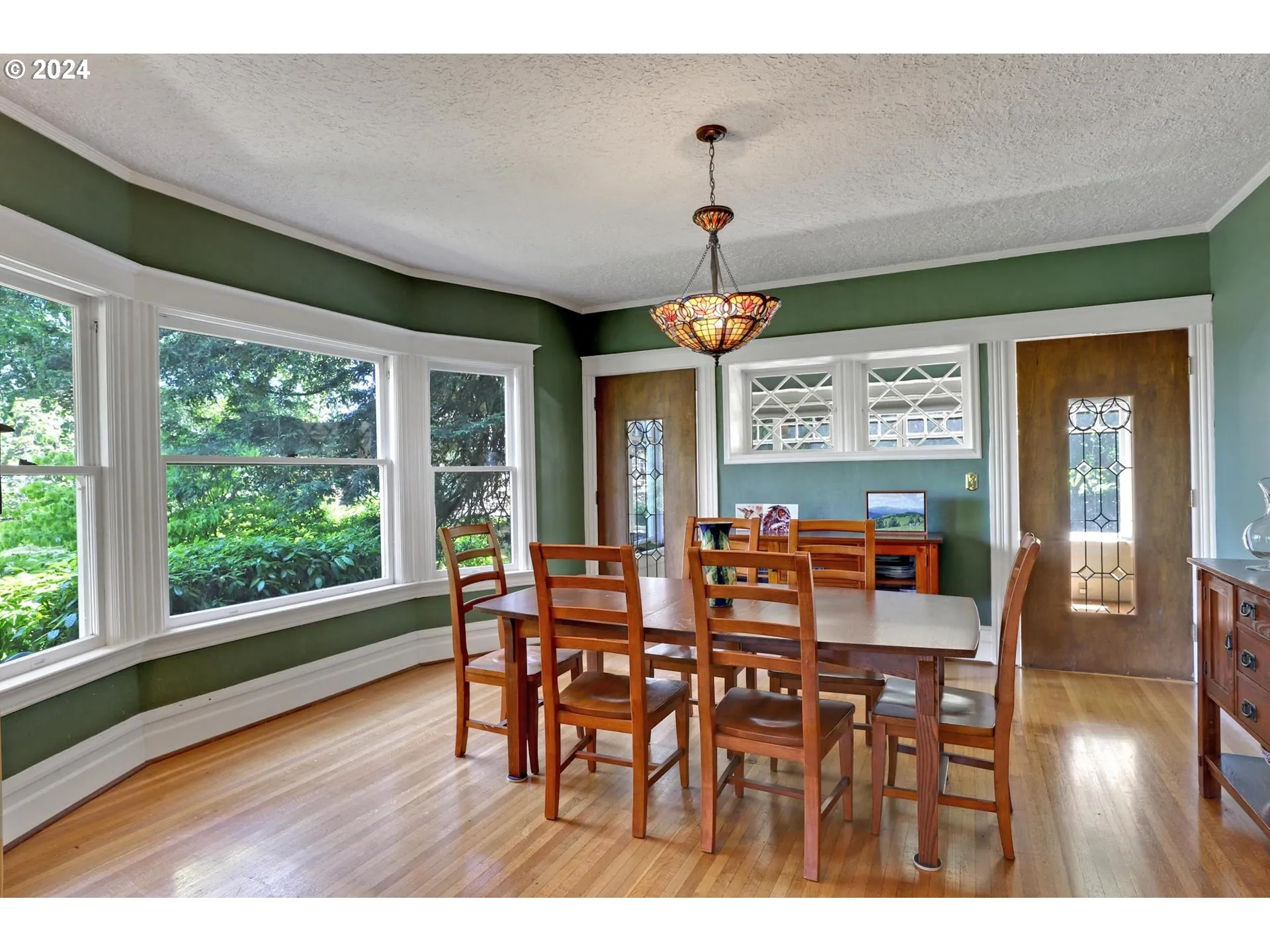 Dining Room-Formal