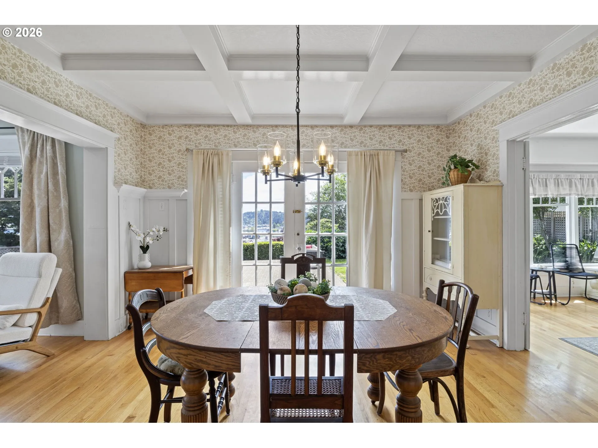 Dining Room-Coffered Ceilings