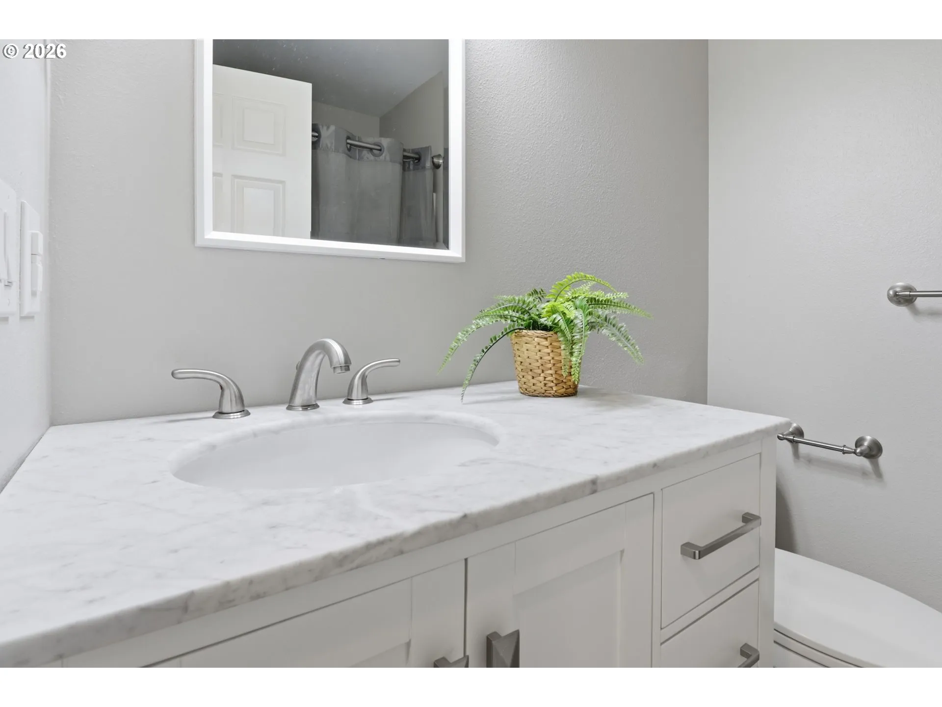 Bathroom-Hall