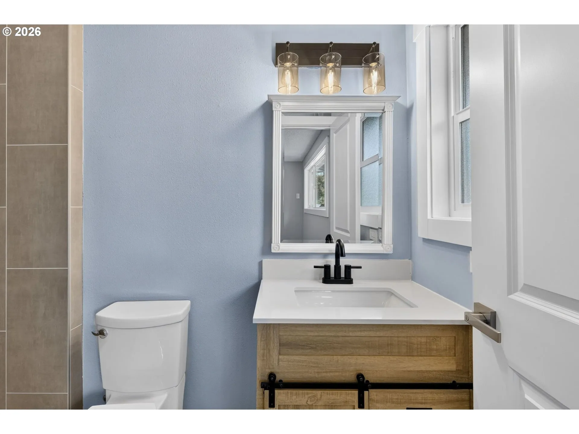Bathroom, Attached