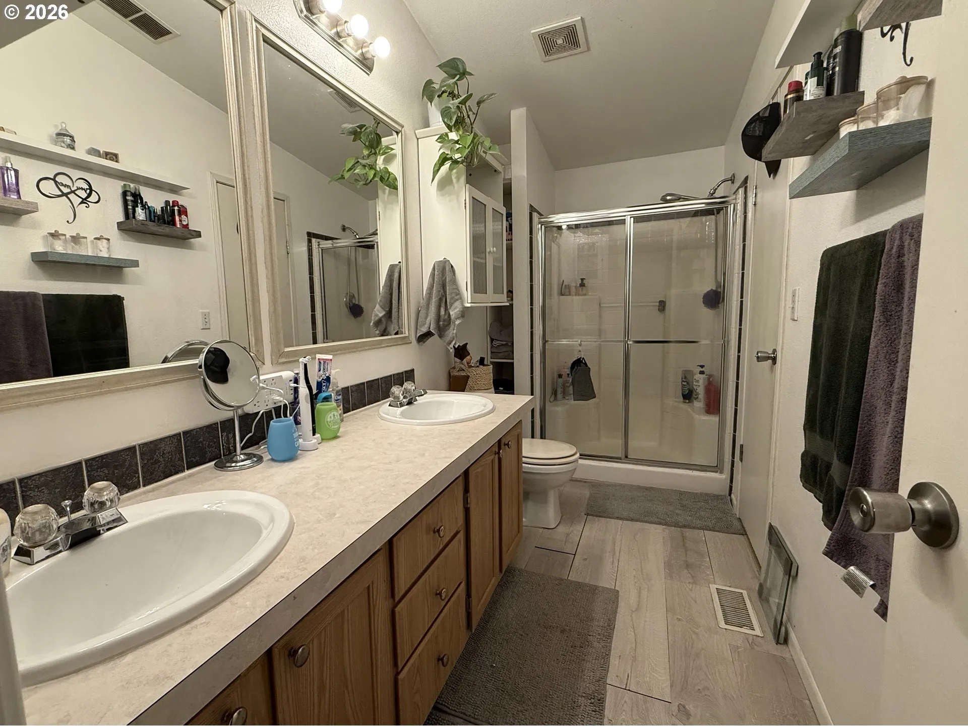 Primary Bedroom-Attached Bathroom