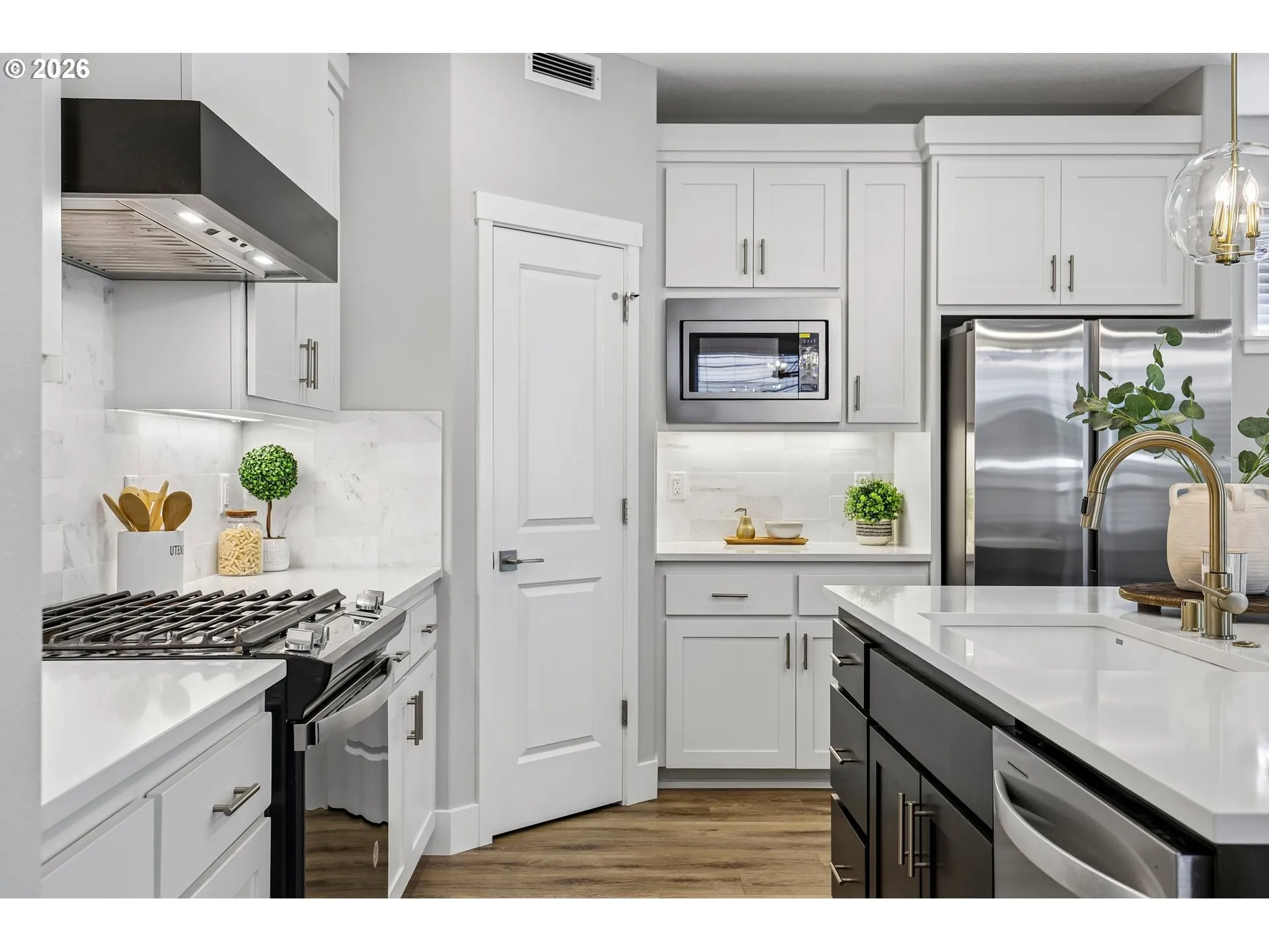 Kitchen-Island