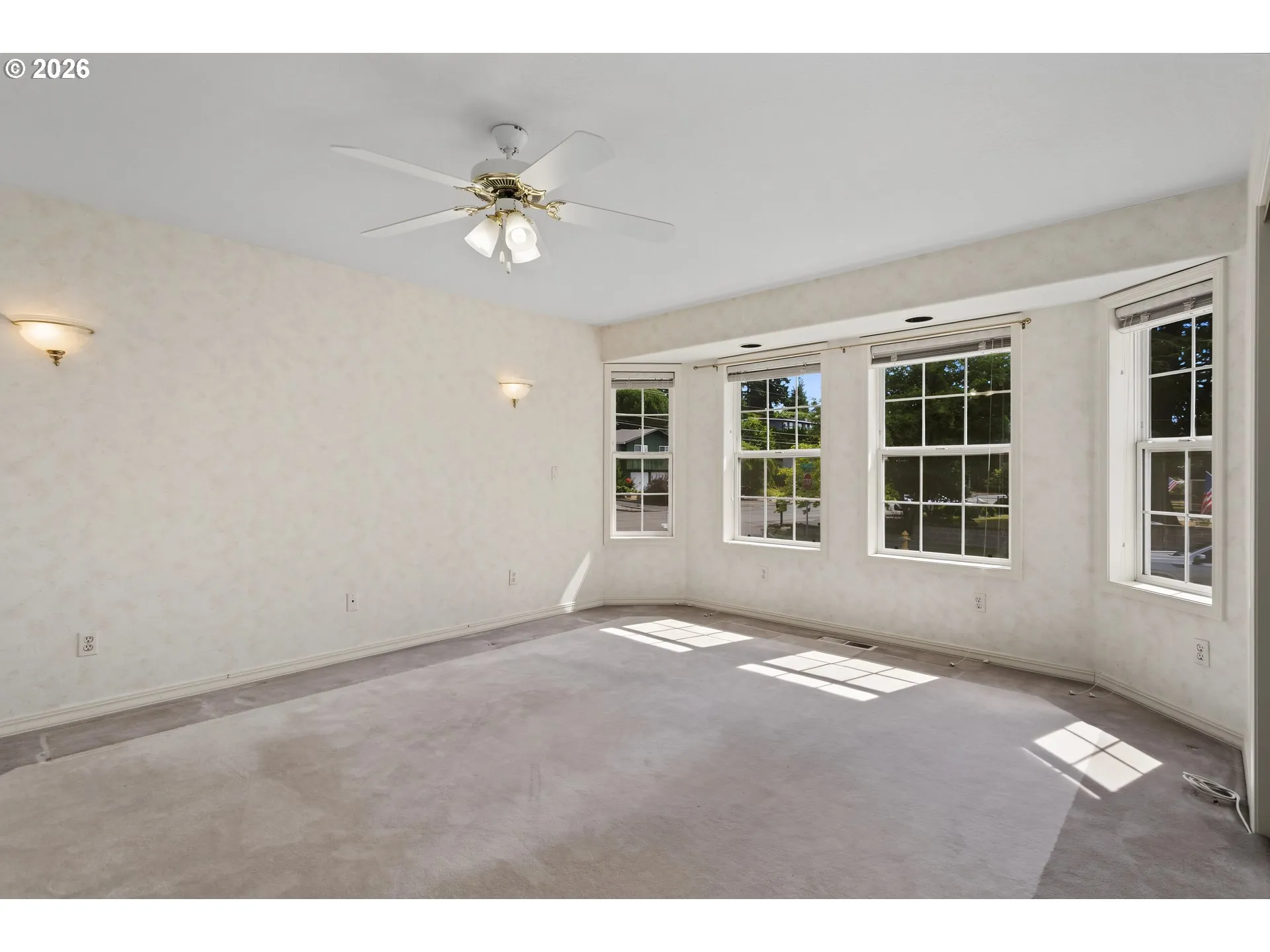 Primary Bedroom-Ceiling Fan