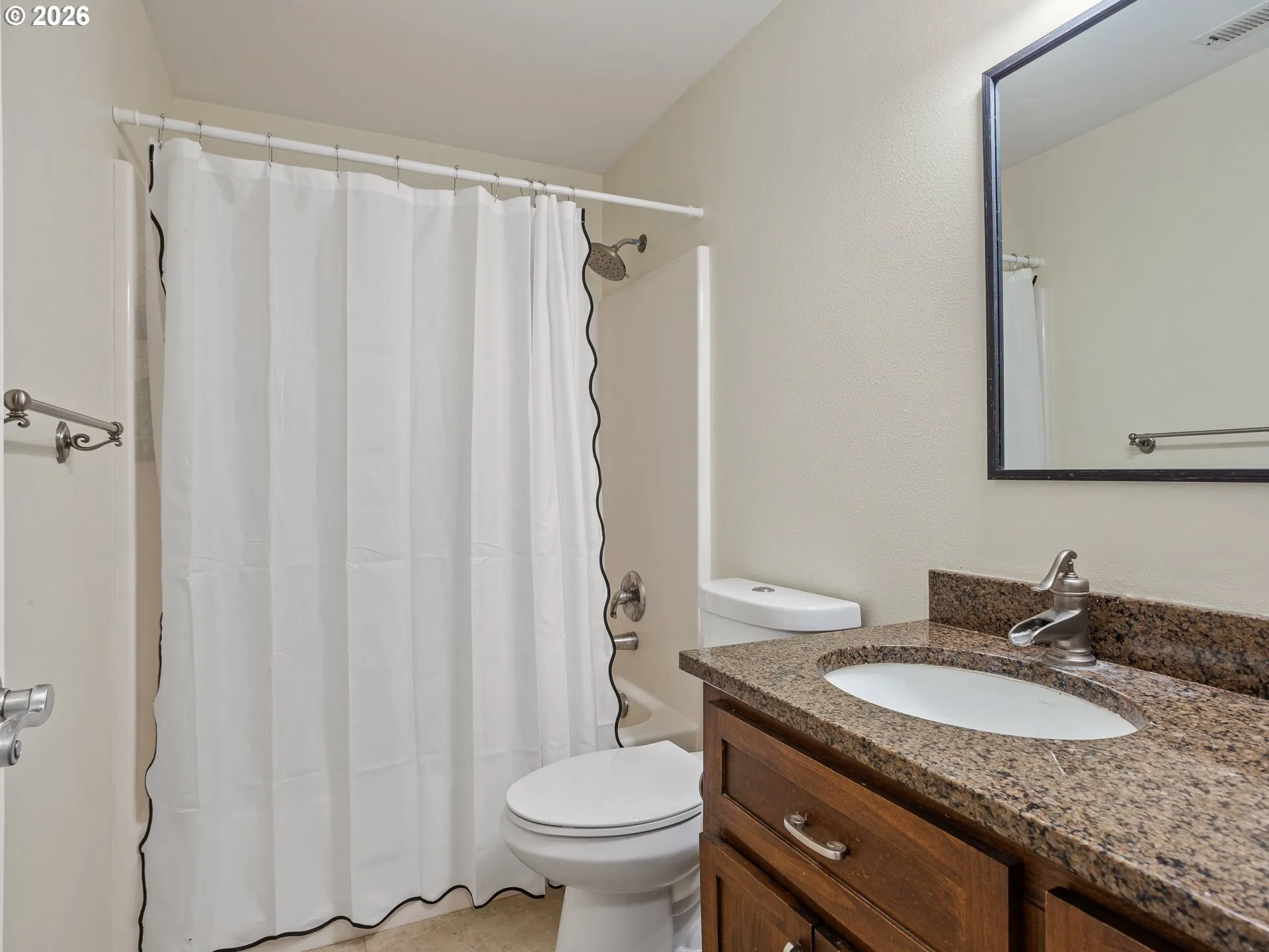 Bathroom-Upper