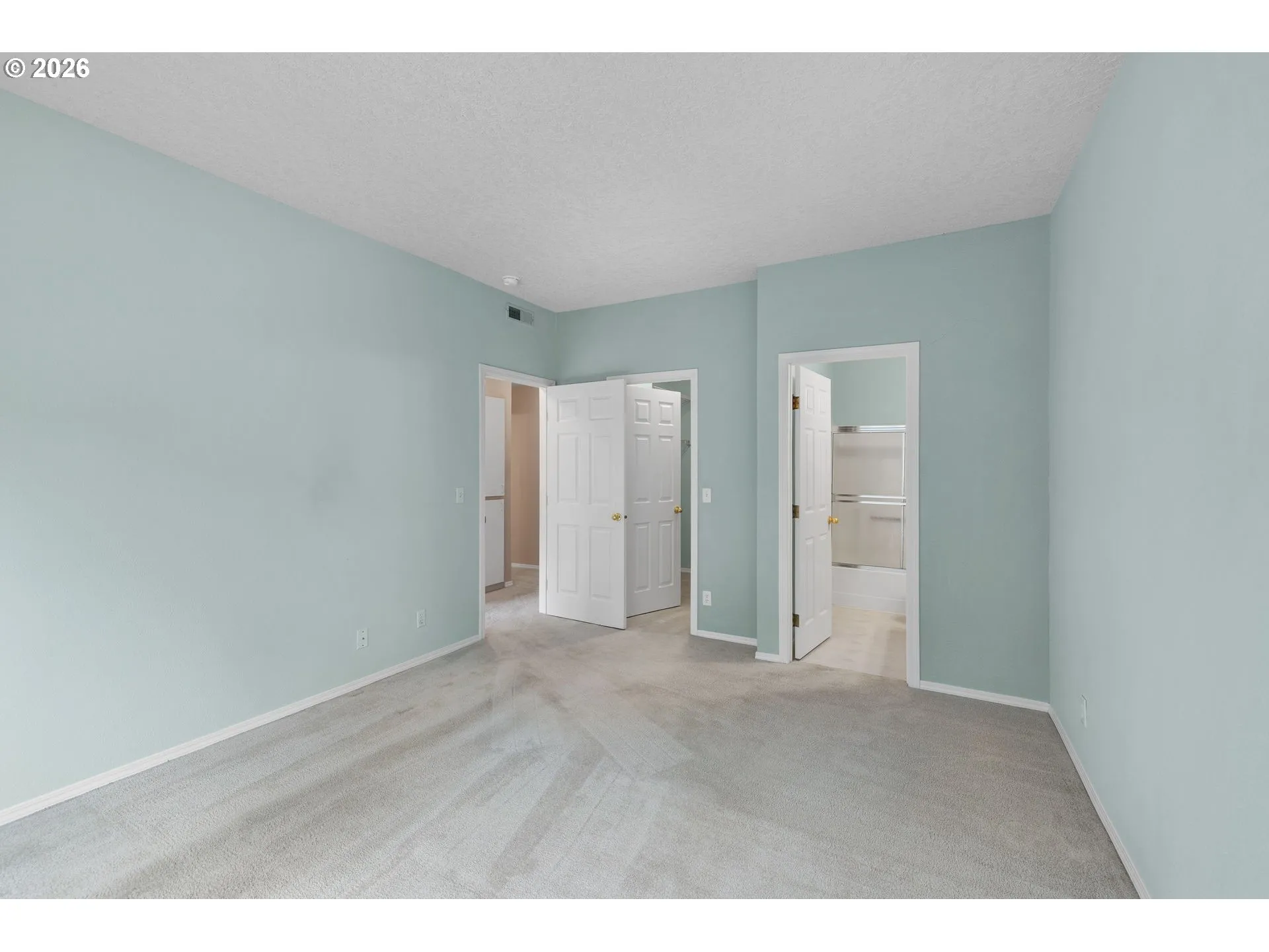 Bedroom, Primary-Walk-In Closet