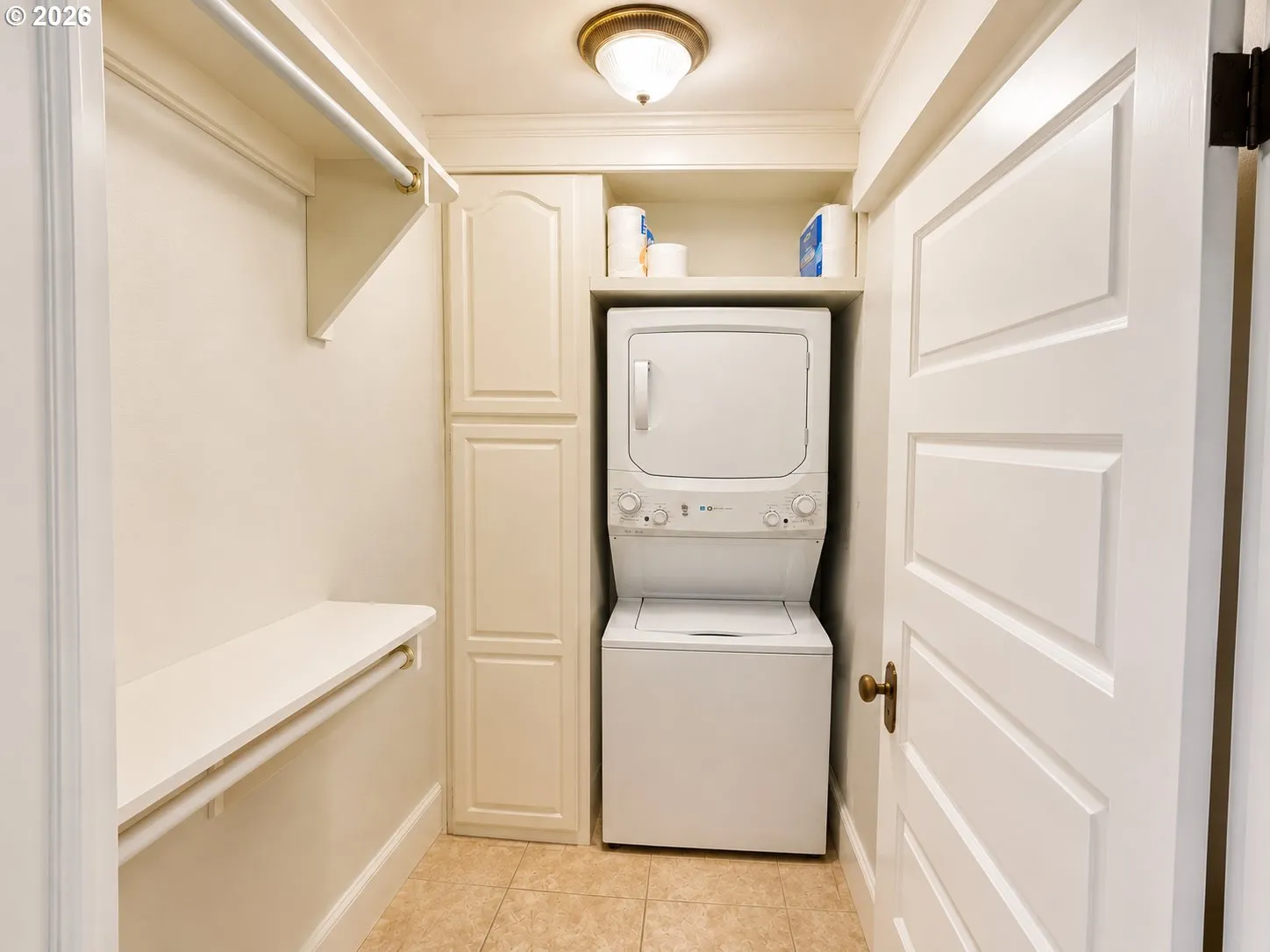 Laundry-Upper