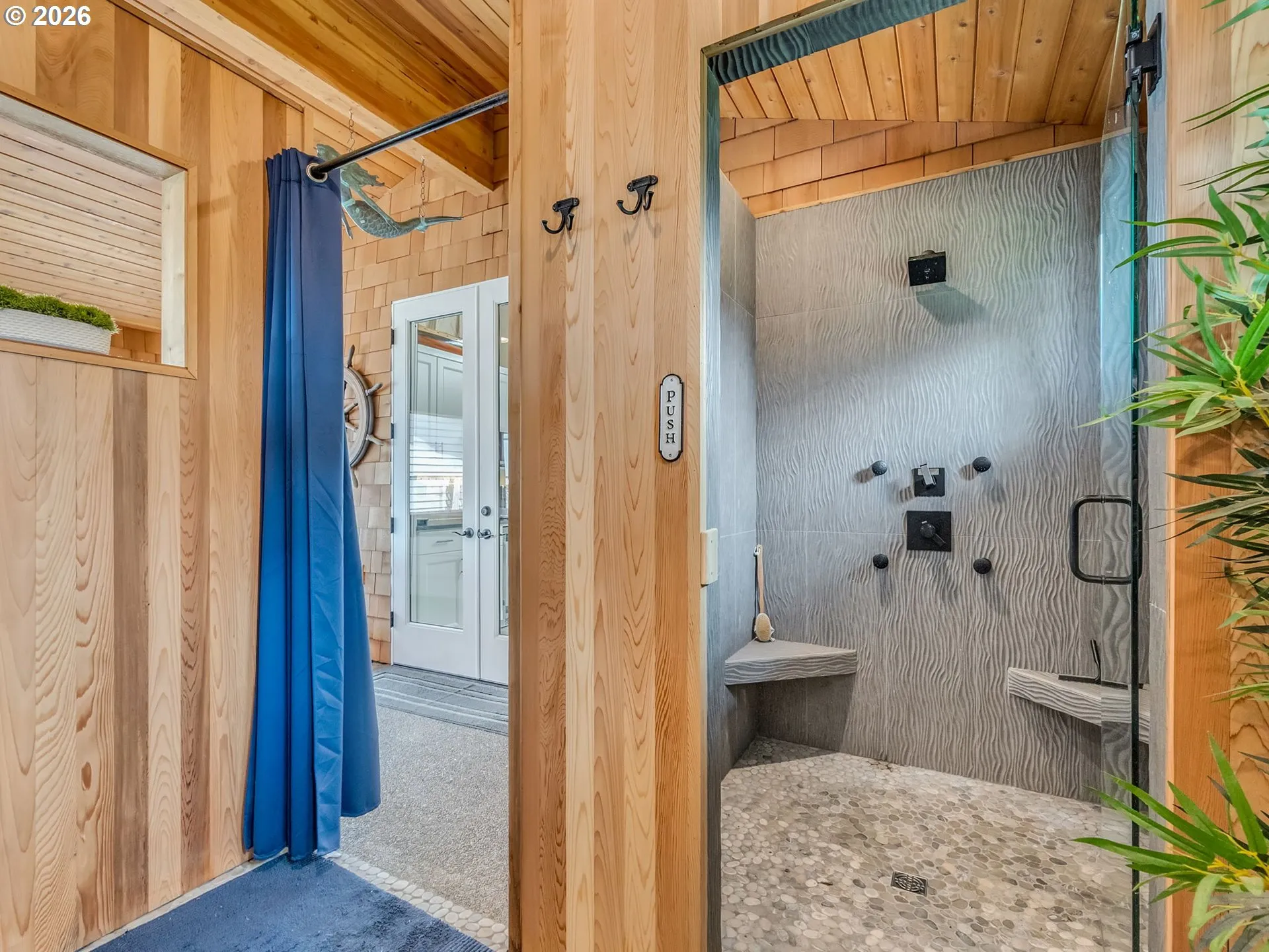Bathroom-Walk in Shower