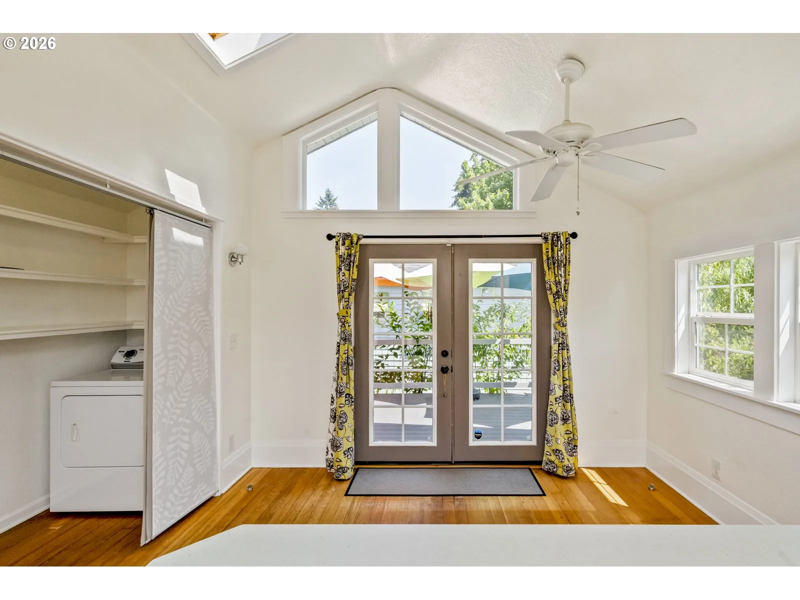 Bonus Room-Vaulted Ceilings