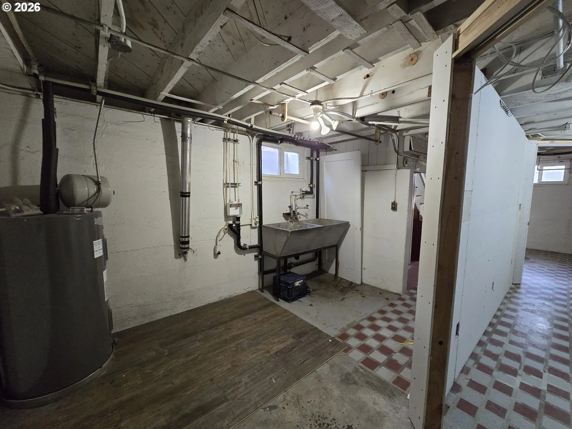 Laundry-basement