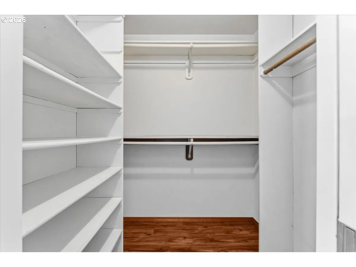Bedroom, Primary-Walk-In Closet