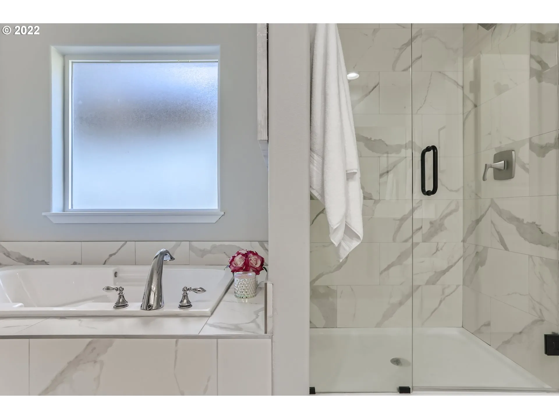 Bathroom-Walk in Shower