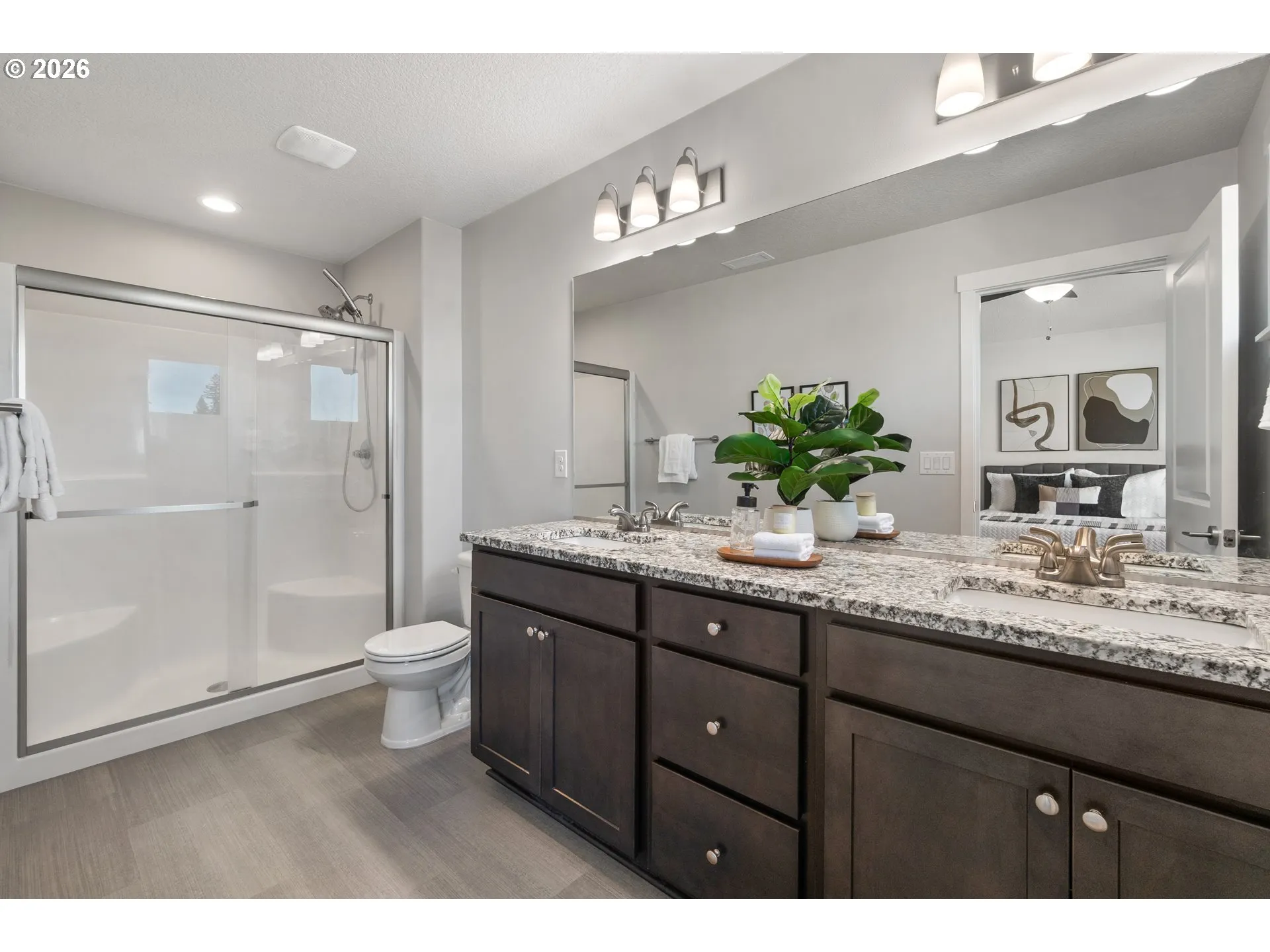 Bathroom, Attached
