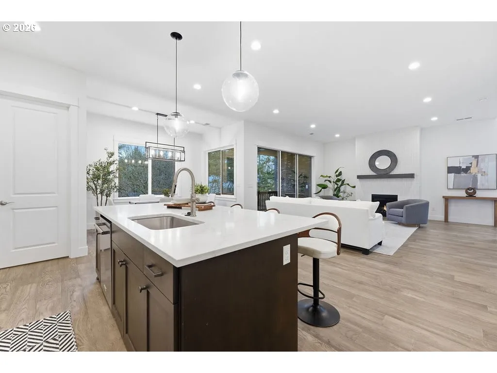 Kitchen/Family Room