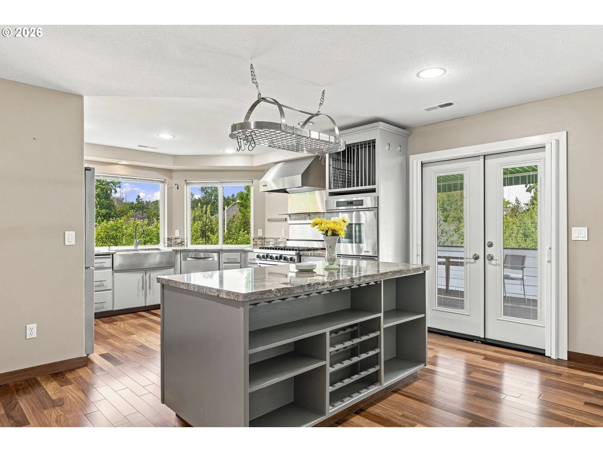Kitchen-Island
