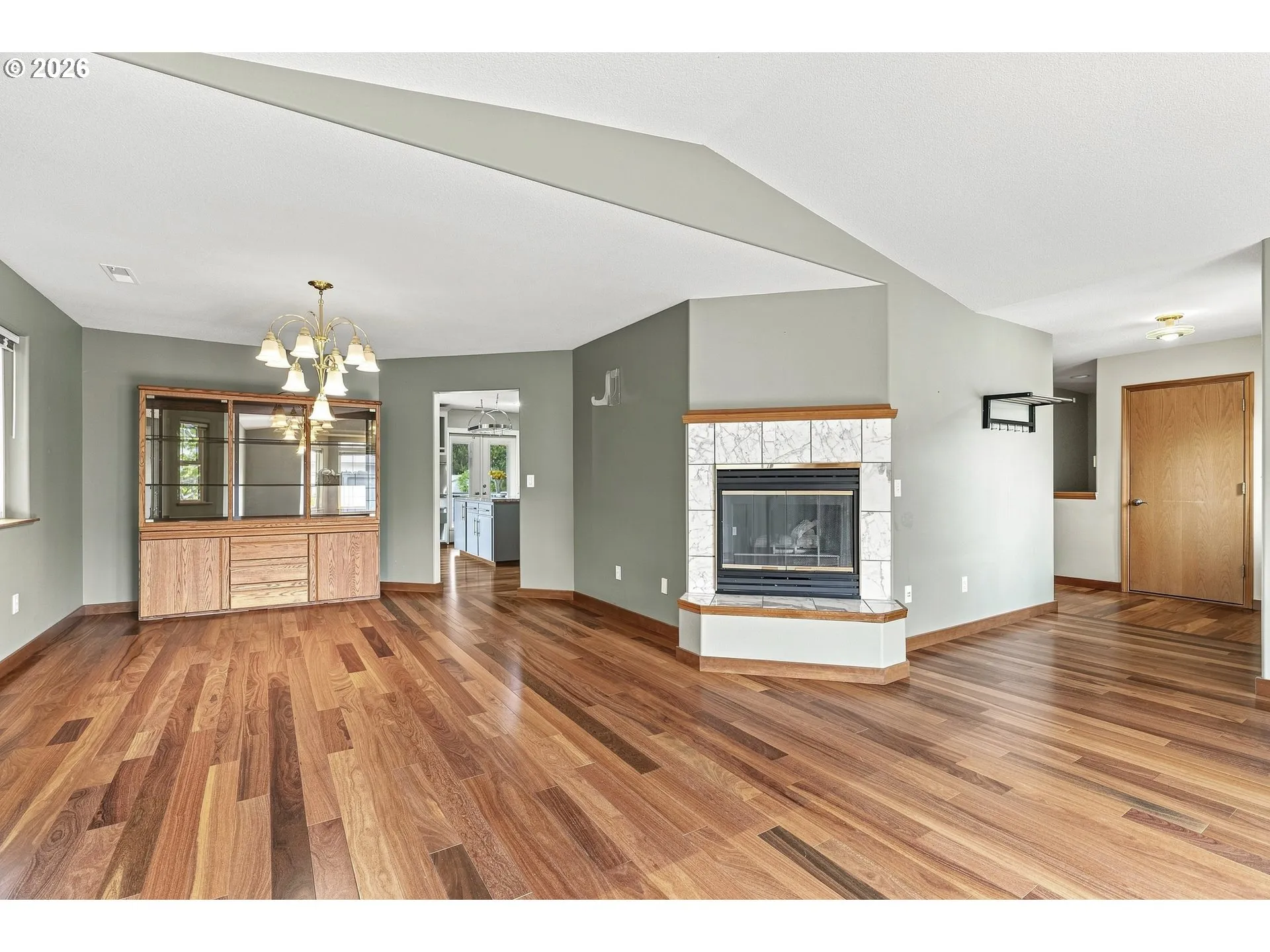 Living Room/Dining Room